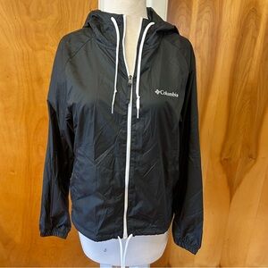 Columbia black and white nylon windbreaker style short jacket NWT size XS